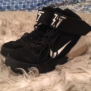 Boys Nike KD shoes size youth 5